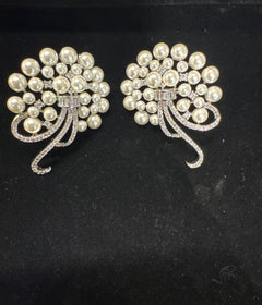 Diamond pearl party earring