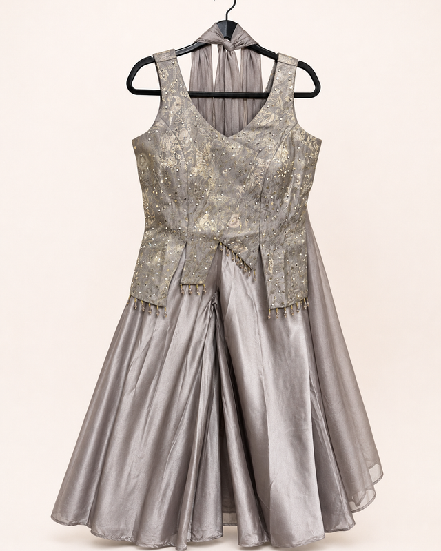 Bronze Multi Cut Top With Golden Embroidery Choker Dupatta