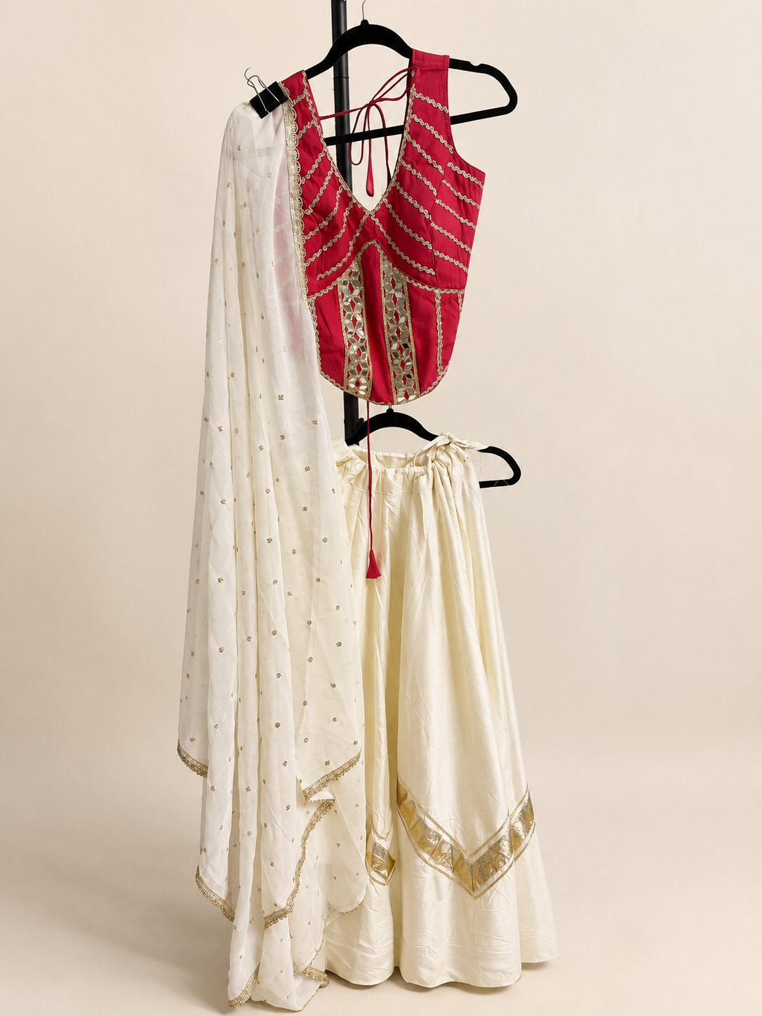Red and White Cross Cut Choli Design with Sleeveless Top