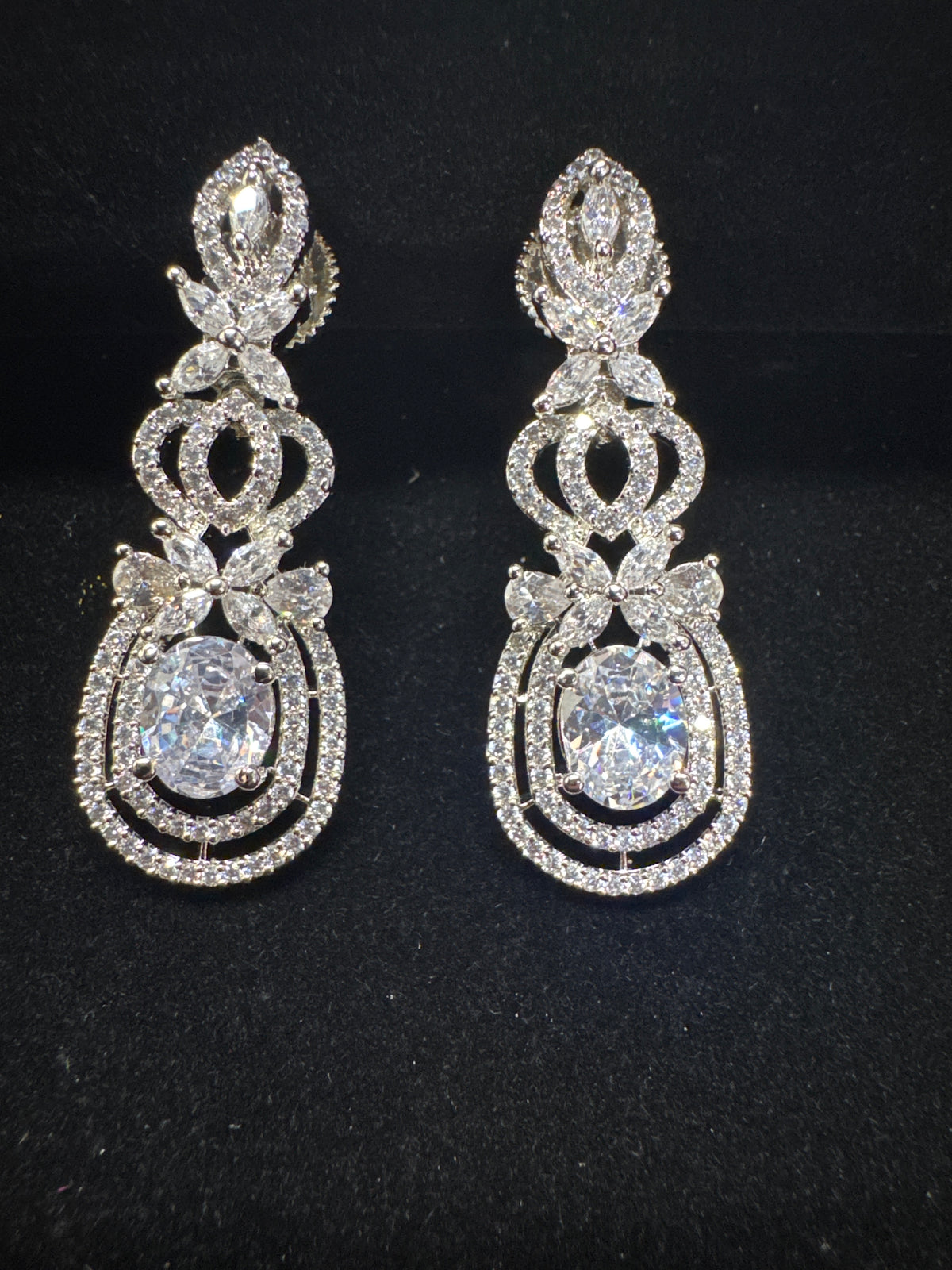 Diamond fancy earring