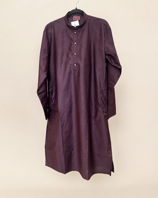 Simple men’s brown kurta