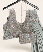 Grey Pattern Soft Pre-Stiched  Saree with purse