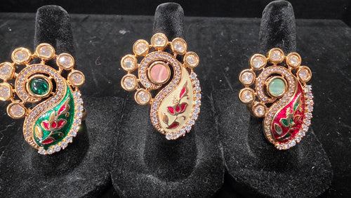 Peacock feather style polki rings Red/green/white