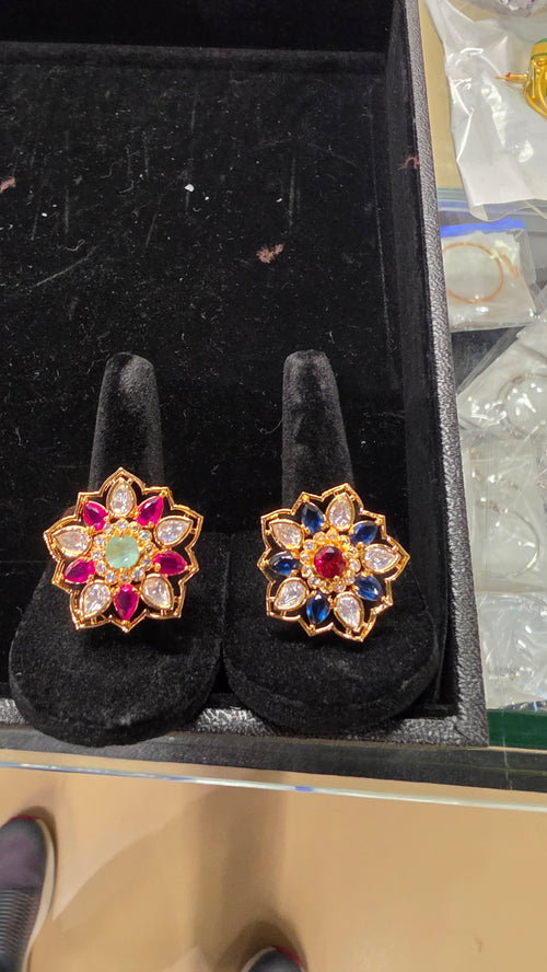 Flower shaped polki rings Red/blue