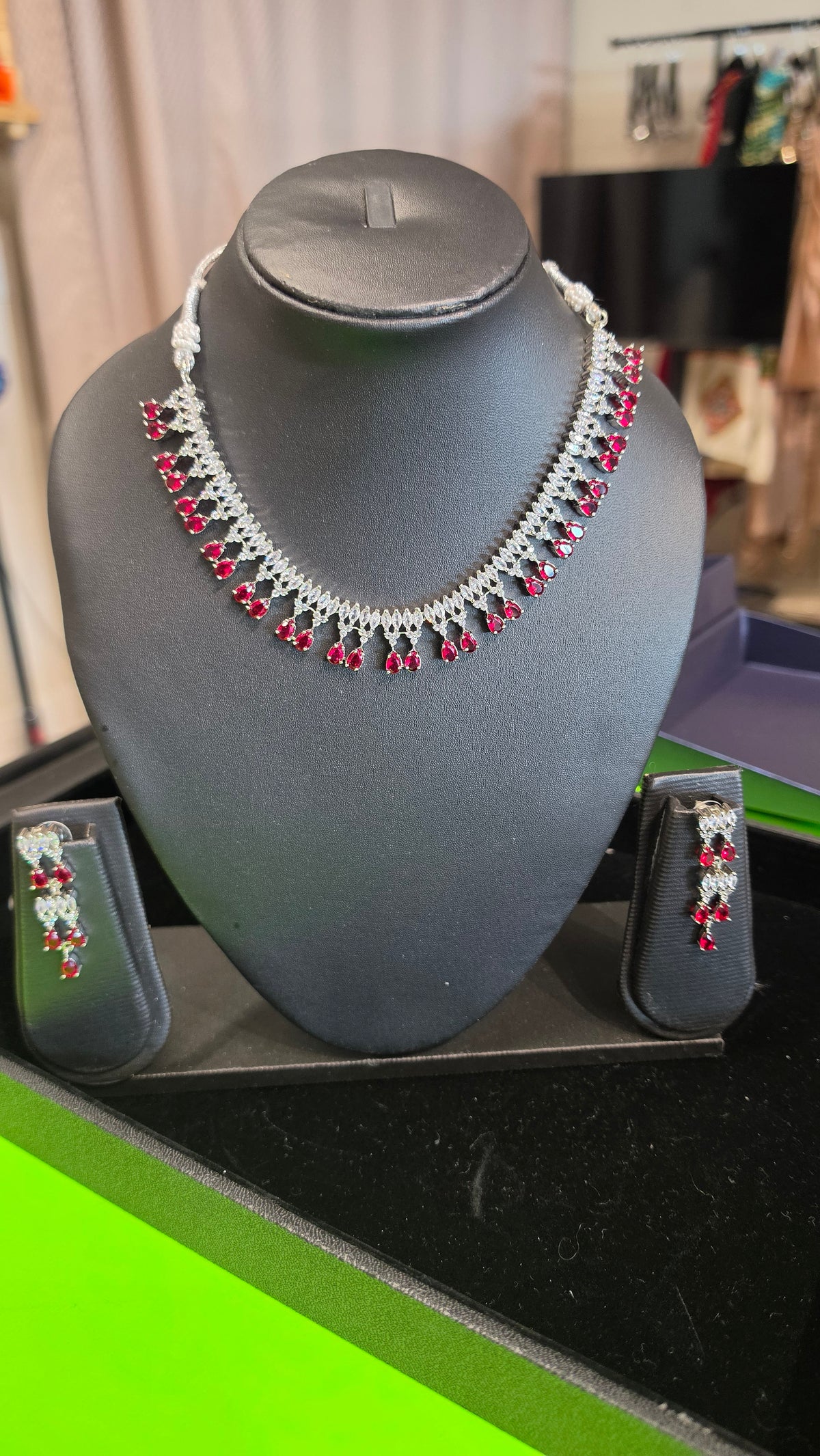 Ruby red crystal diamond necklace set in silver