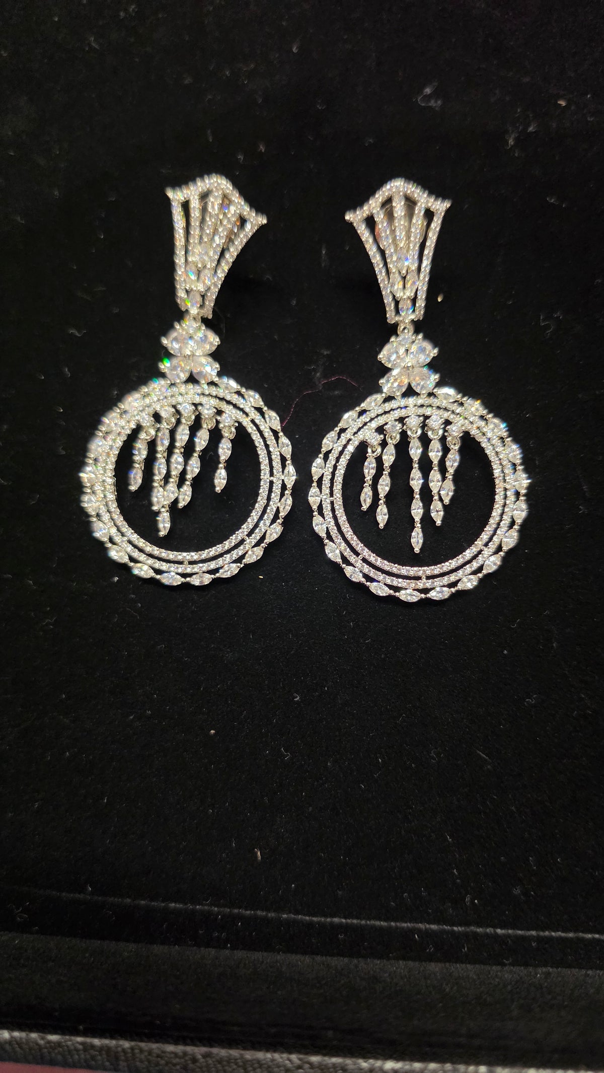 Silver  diamond Earring in round